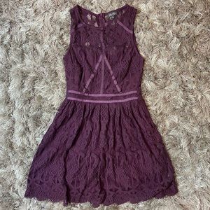 •Lily Rose Lace Dress•